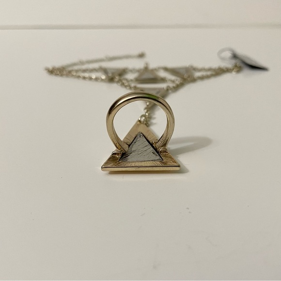 Bebe Triangular Tribal Hand Jewelry Ring Hand Chain - Picture 13 of 15